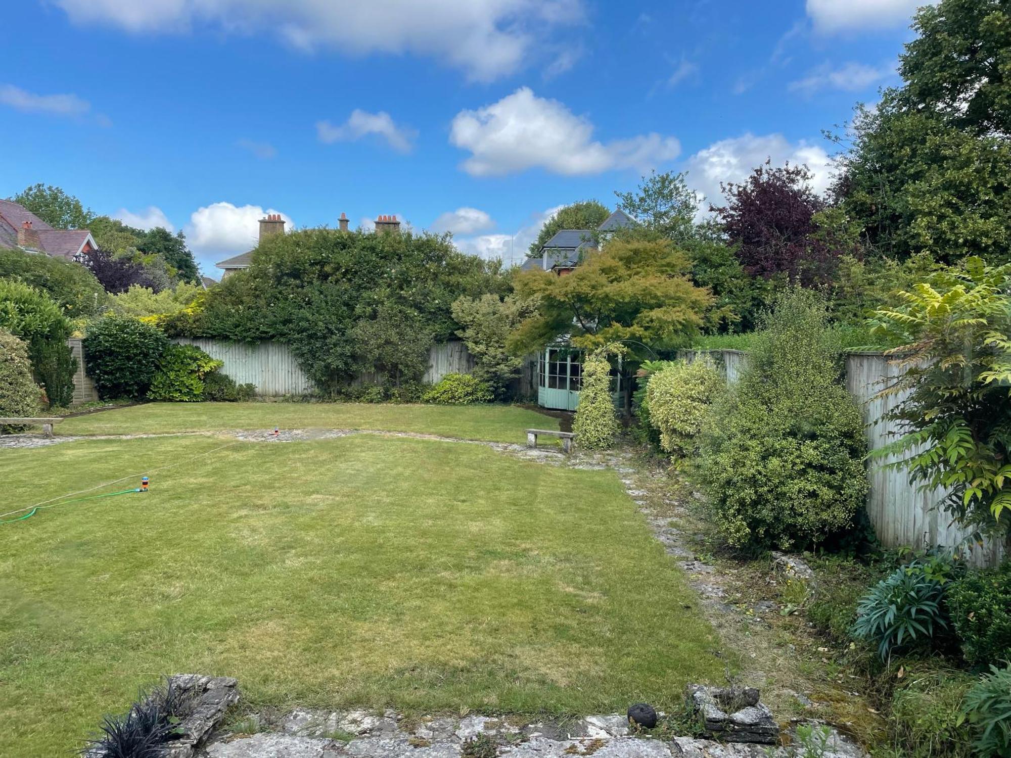 Charming Bournemouth House With Beautiful Spacious Gardens, 5 Min Drive To Beaches, Free Parking For 2-3 Cars المظهر الخارجي الصورة